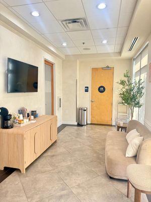 Goldome Dental Dr. Lee