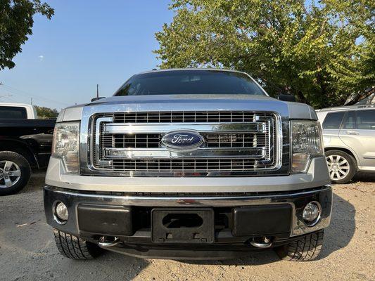 Soapy Jeffs did a great job cleaning the bug covered grill on the Cowtown Auto Classics 2013