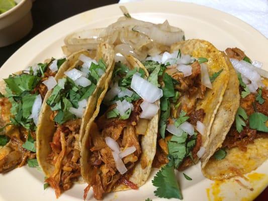 Cochinita pibil tacos