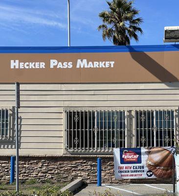 Hecker Pass Market