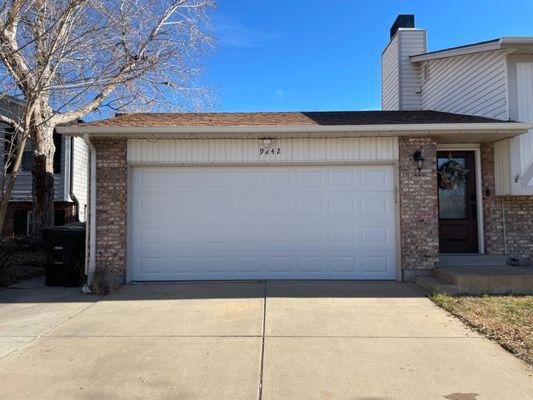 Residential garage door replacement in Thornton
