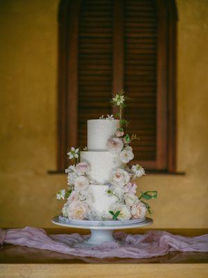 Earl grey wedding cake