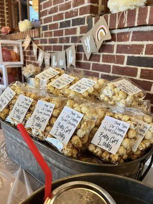 Mr. Popper's Kettle Korn & Gourmet Popcorn