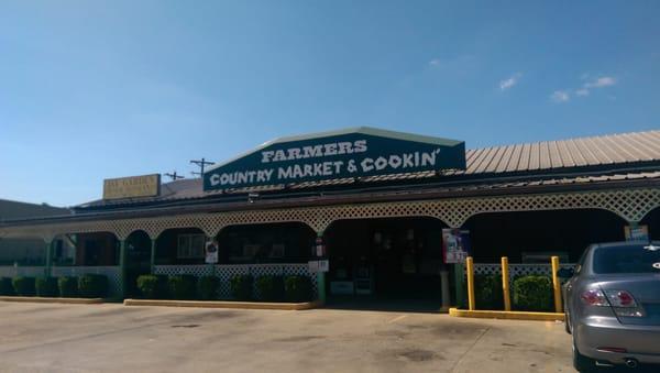 Farmers Country Market