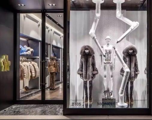 Moncler Boutique River Oaks District