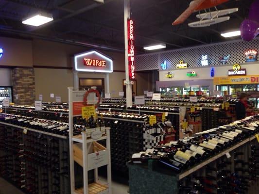 Dixie Lee Wines & Liquors