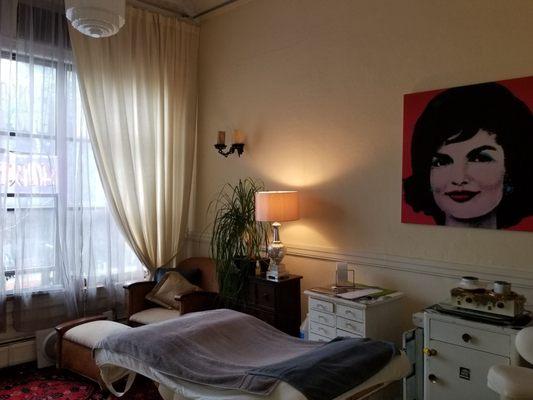 Treatment & waxing area