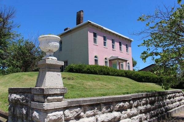 Green Life Lawn Care and Landscaping