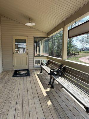 Front porch to the visitor center.