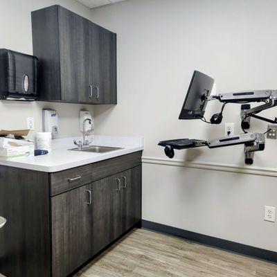 Henry Ford-GoHealth Urgent Care