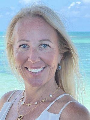 Sandra Tuttle - Island Welcome Real Estate