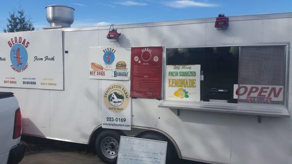 Berdas Roadside Eatery