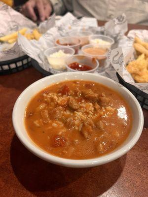 Alligator Piquant-featuring unpictured/devoured half crawfish basket and half shrimp basket