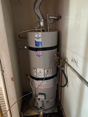 Gas water heater