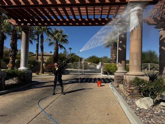 Exterior building pressure washing in Redondo beach, CA
Oxidation removal and exterior cleaning
