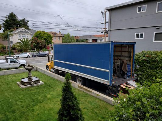 Paradise Moving & Storage