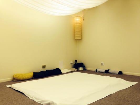 Lok-Kwan Acupuncture Qigong Shiatsu