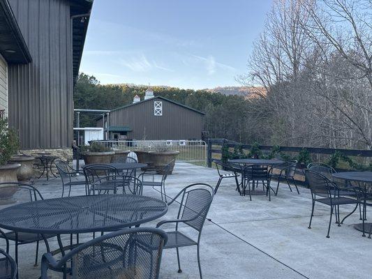 Jones Von Drehle Vineyards & Winery