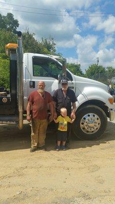 McClanahan Body and Wrecker Service