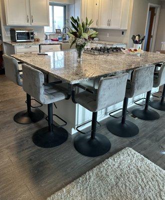 Granite kitchen island countertop