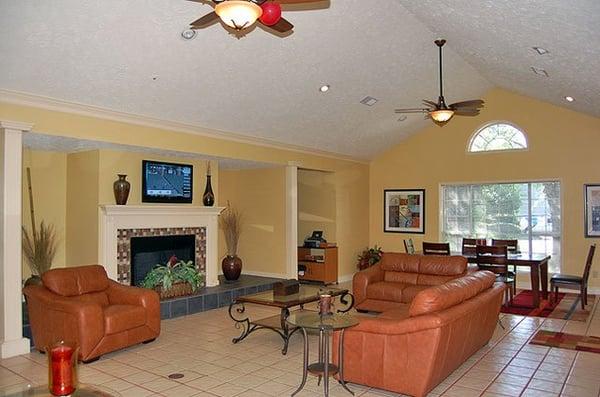 Poplar Pointe Apartments