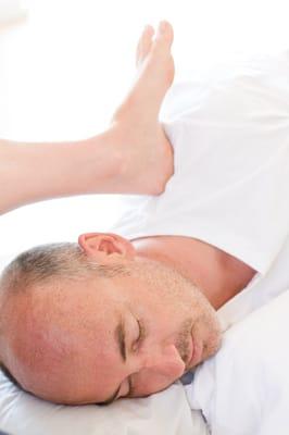 Barefoot Deep Tissue is used to release tight muscles.