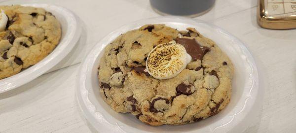 45 pound smore cookie.. OK maybe not 45 but she's a hefty thing and 10x better than anything at crumbl.