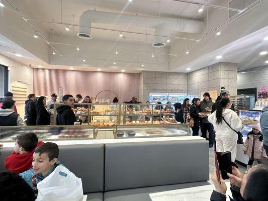 The pink wall is everything!!