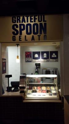 Front of shop in the airport. Located in Terminal 4, Near Gate C11