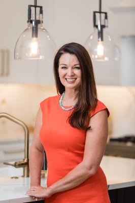 Jacqueline Schroeder, RE/MAX ALLIANCE GROUP