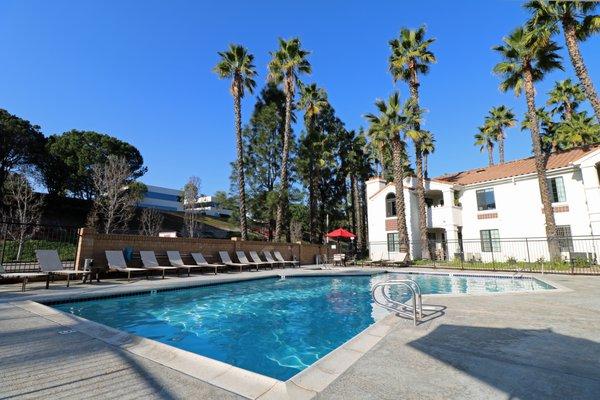 Alicia Viejo Apartments