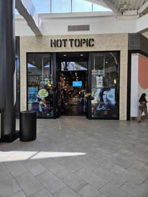 Hot Topic