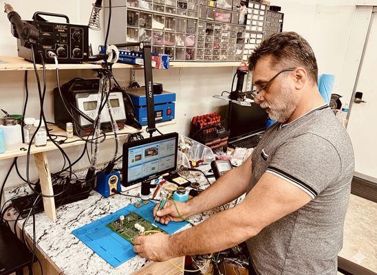 AutoIq Electrical Services