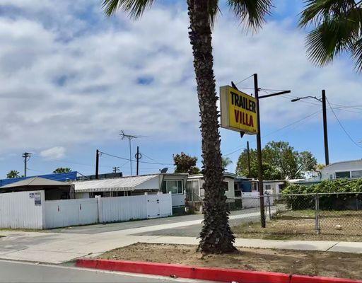 Trailer Villa