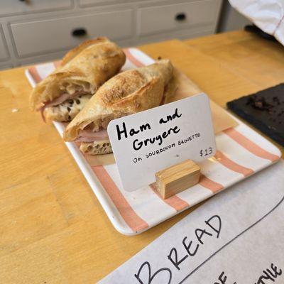 Honey Moon Bakery & Pizzeria