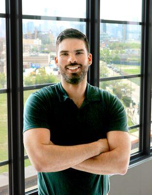 Gabe Gonzalez - Peak Realty Chicago