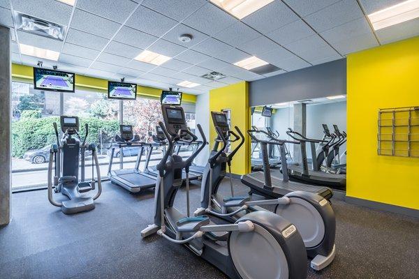 Metro 112 Apartments