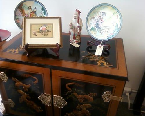 Furniture; collectibles