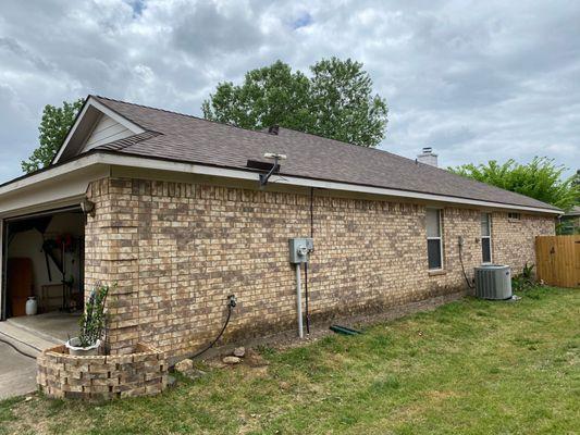 New roof installation.
Roof: Owens Corning Oakridge (color: Teak)