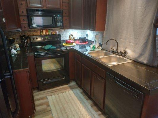 Kaylas Cleaning Crew