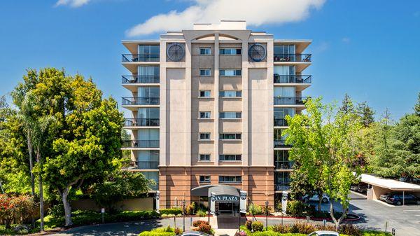 Tan Plaza Apartments