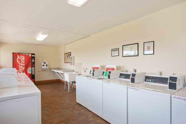 Village Ceres Apartments