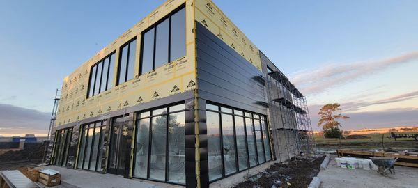 Lawrence Construction & Remodeling