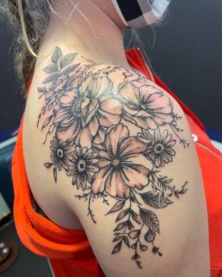 shoulder piece right after tattooing.