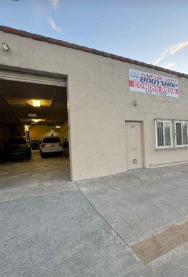 Garage Auto Body & Paint