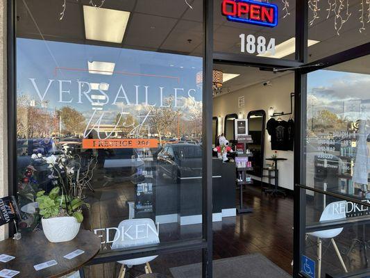 Main entrance of Versailles West