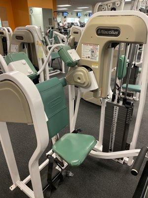 Pullover Machine!!! I want ALL the plates!!