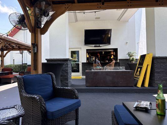 Jallo Wine & Spirits