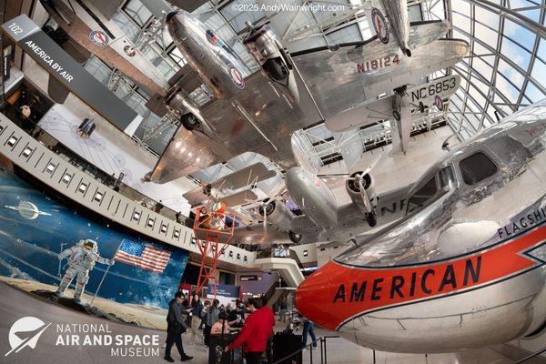 'Give yourself a gift: the present moment'
     --Marcus Aurelius