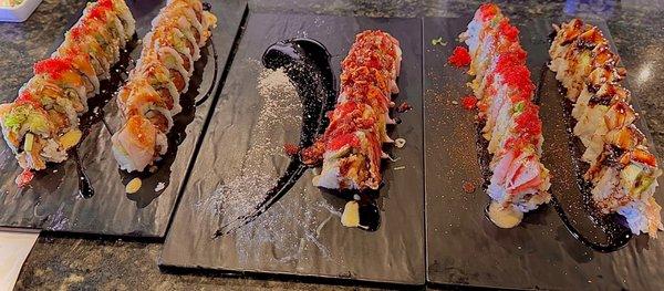 From left to right, Johnny Cash - 5/5 Wildfire - 5/5 Hole in one - 3/5 Momo - 5/5, refreshing taste. Dragón - 5/5, classic, worth.